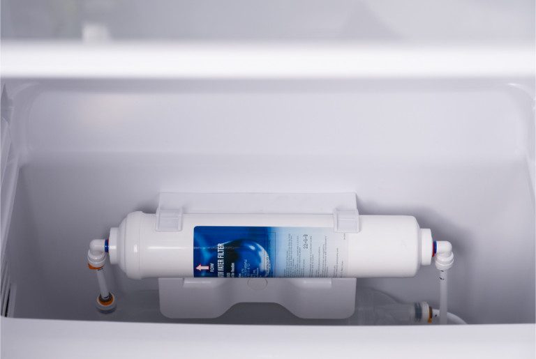 Bộ phận lọc nước uống trực tiếp bên trong tủ lạnh Side by Side MF-547 SIM